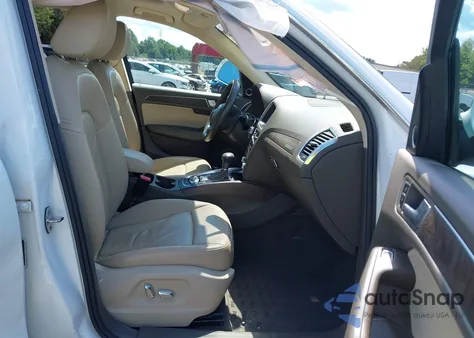 2014 Audi Q5 2.0T Premium z USA, uszkodzony, nr VIN WA1LFAFPXEA085205